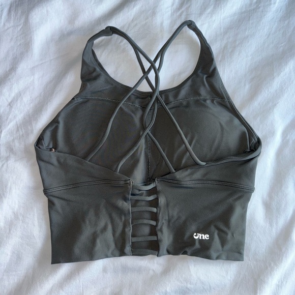 Gray Medium Support Sports Bra with Criss-Cross Straps - Picture 2 of 3